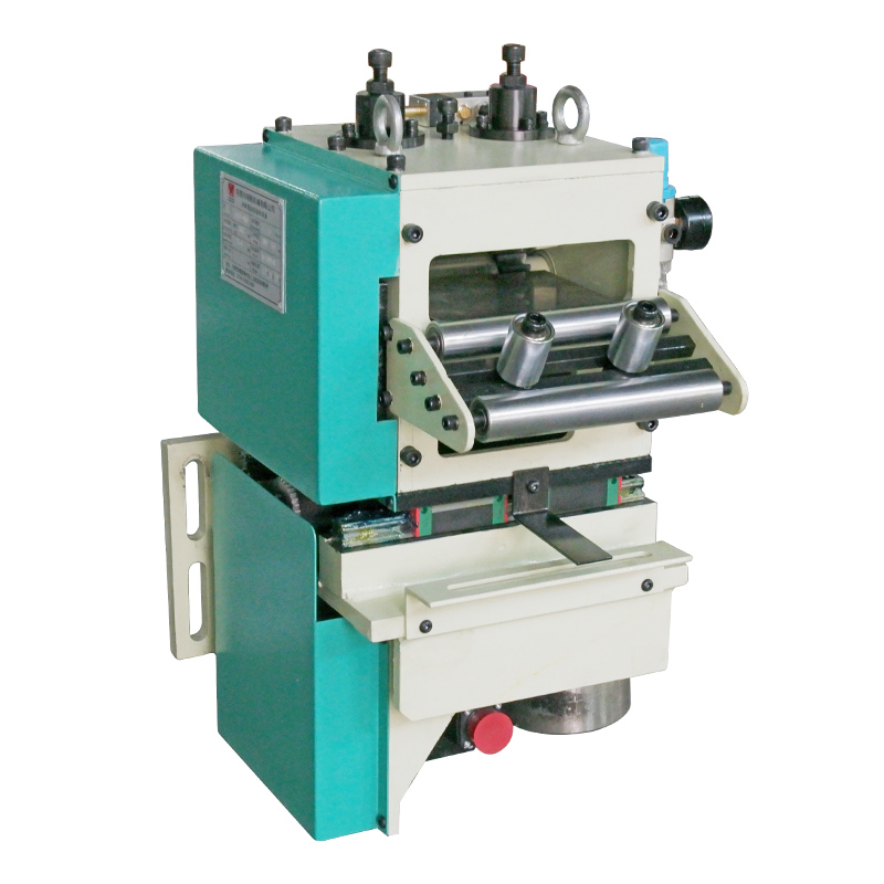 800NC左右偏擺2 800NC左右偏擺2